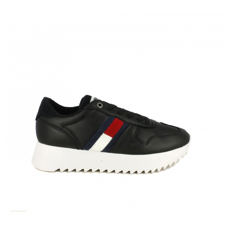 Zapatillas deportivas Tommy Hilfiger negras con detalles en azul y rojos, suela de 3,5 cm - Querol online