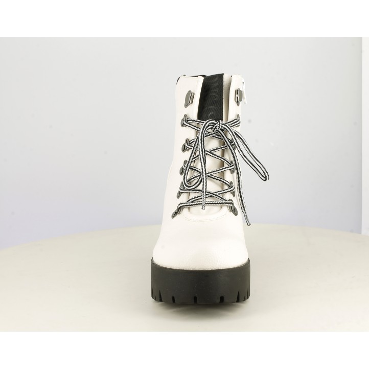 Zapatos tacón Owel blancas con suela negra y cordones - Querol online