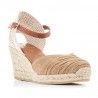 Sandalias cuña Viguera de esparto con puntera marrón arrugada