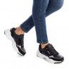Zapatillas deportivas Xti negras con diferentes texturas