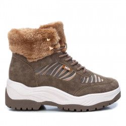 Botins plataforma Xti marrons amb detalls daurats, cordons i pèl al turmell - Querol online